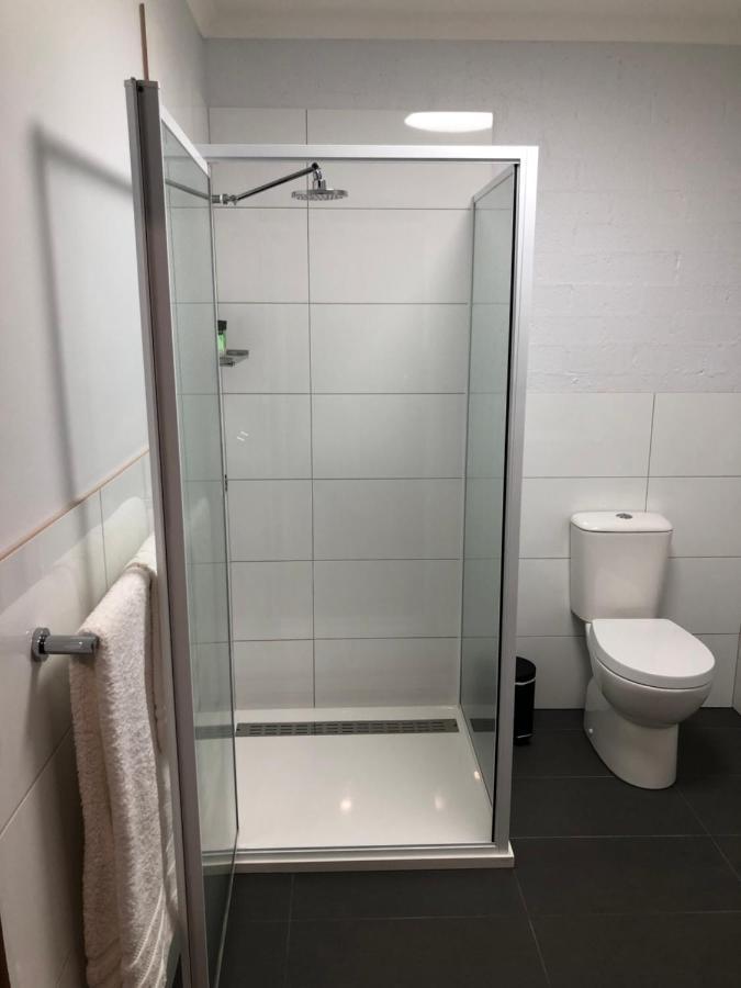 Colonial Inn Guest Rooms Yackandandah ภายนอก รูปภาพ